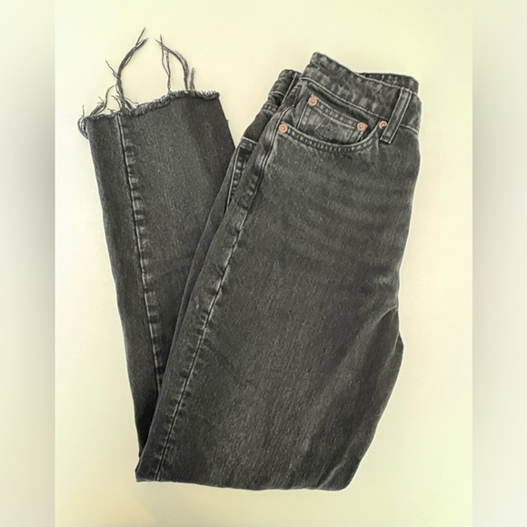 Women’s Black Straight-leg Raw Hem Zara Jeans Size 4 - Picture 6 of 6